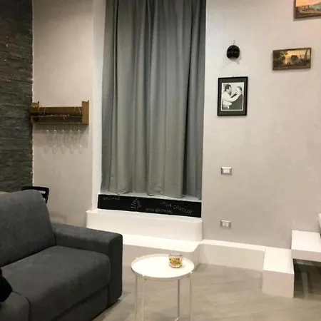 Appartement Rosa Al Museo Napels